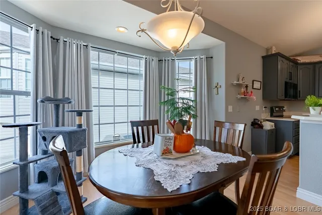 $450,000 | 5183 Vicus Castri, Osage Beach, MO 65065