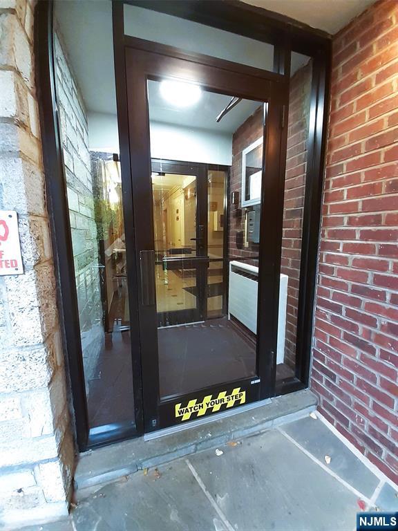 3071 Edwin Avenue, Unit 5G Fort Lee, NJ 07024 - Photo 3 of 21