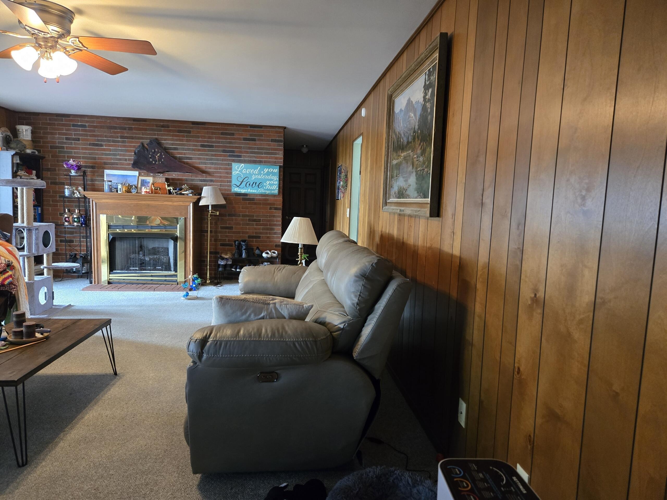 7325 Ludwig-dresback Road Circleville, OH 43113 - Photo 17 of 39 2BDD4BDA-8CBC-467C-8079-CEE2D125B3BF