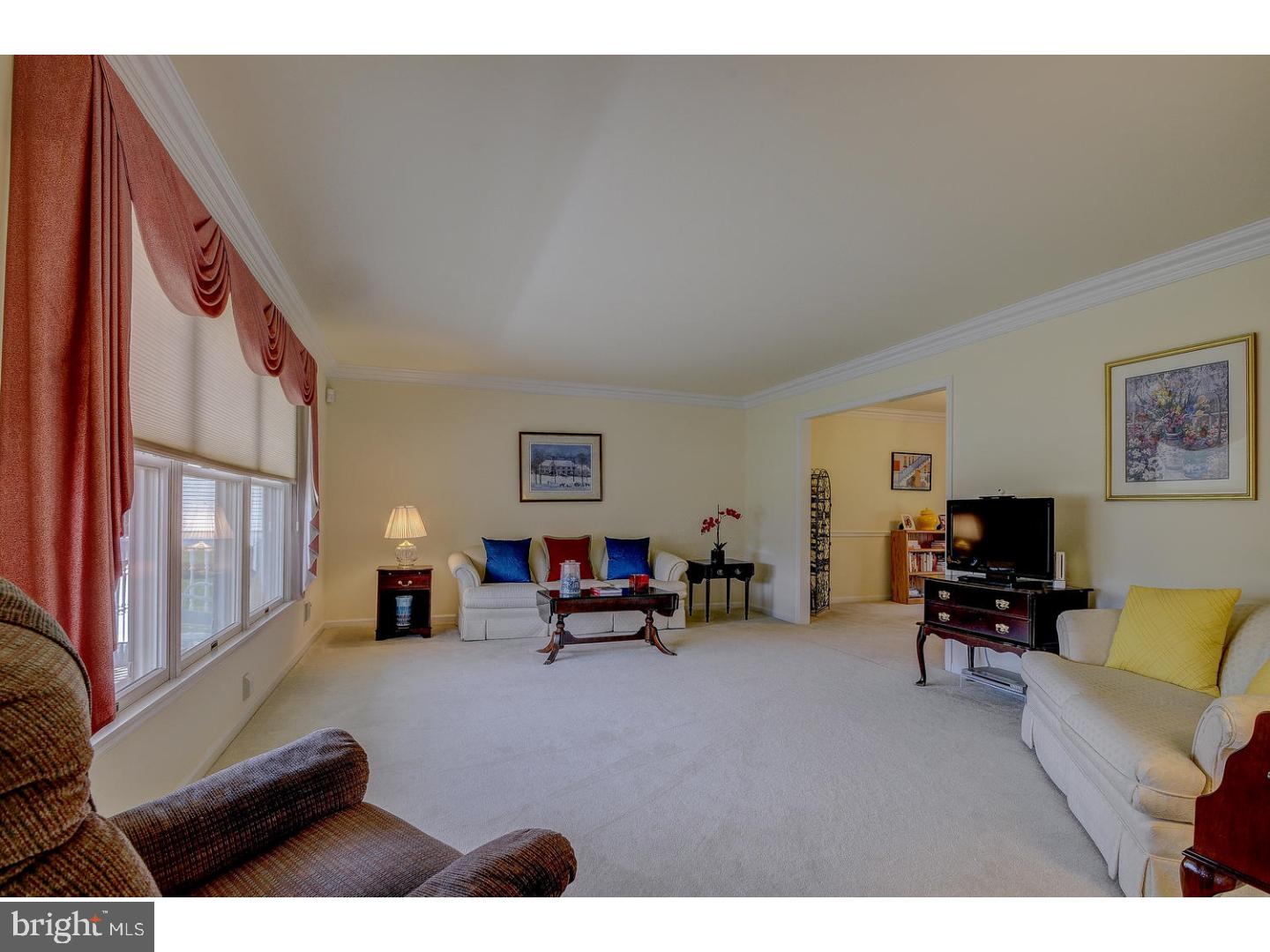 3 Buck Road Hamilton, NJ 08620 - Photo 4 of 25 Living Room
