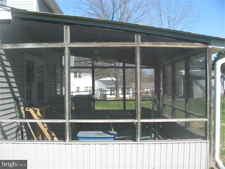 535 Cabot Drive Hockessin, DE 19707 - Photo 17 of 25 Porch