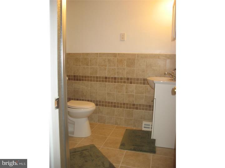 535 Cabot Drive Hockessin, DE 19707 - Photo 24 of 25 Master Bathroom