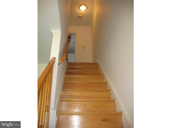 535 Cabot Drive Hockessin, DE 19707 - Photo 6 of 25 Hallway