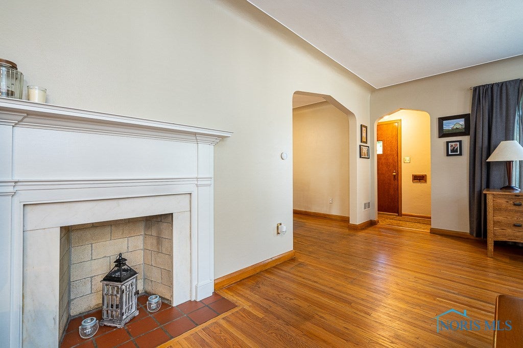 3828 Bowen Road Toledo, OH 43613 - Photo 8 of 36 Gallery Image 8