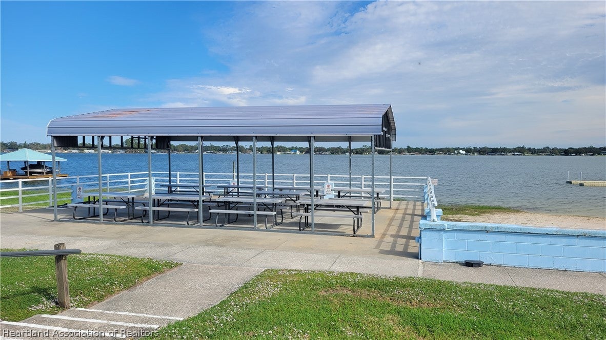 735 South Lakeview Road, Unit 6 Lake Placid, FL 33852 - Photo 10 of 14 Gallery Image 10