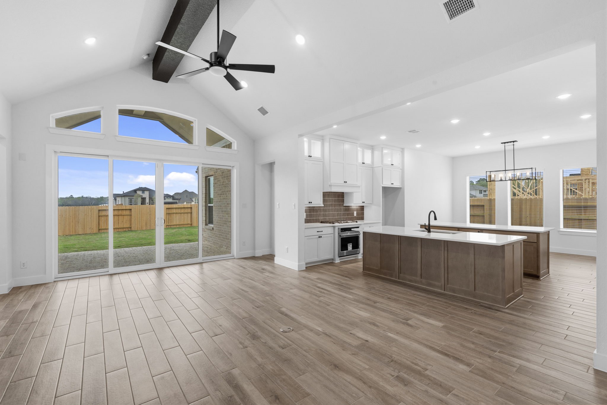 413 Lone Ranger Drive Montgomery, TX 77316 - Photo 1 of 40