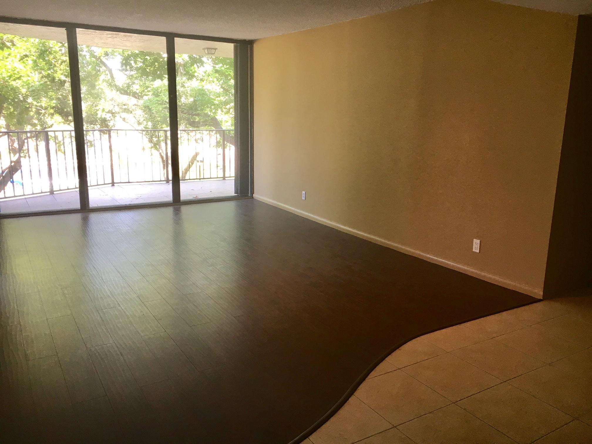 799 Jeffery Street, Unit 310 Boca Raton, FL 33487 - Photo 10 of 24 PB living room