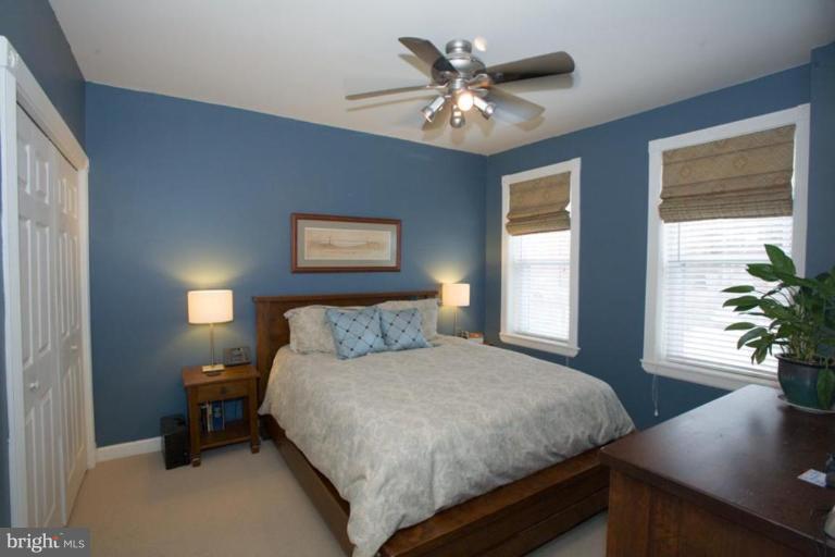 601 Columbia Road Northwest Washington, DC 20001 - Photo 3 of 13 Bedroom #1
