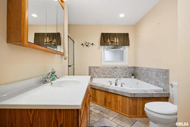 $184,900 | 302 Sheridan Road, Pekin, IL 61554