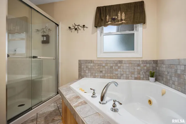 $184,900 | 302 Sheridan Road, Pekin, IL 61554