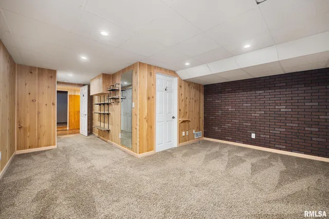 $184,900 | 302 Sheridan Road, Pekin, IL 61554