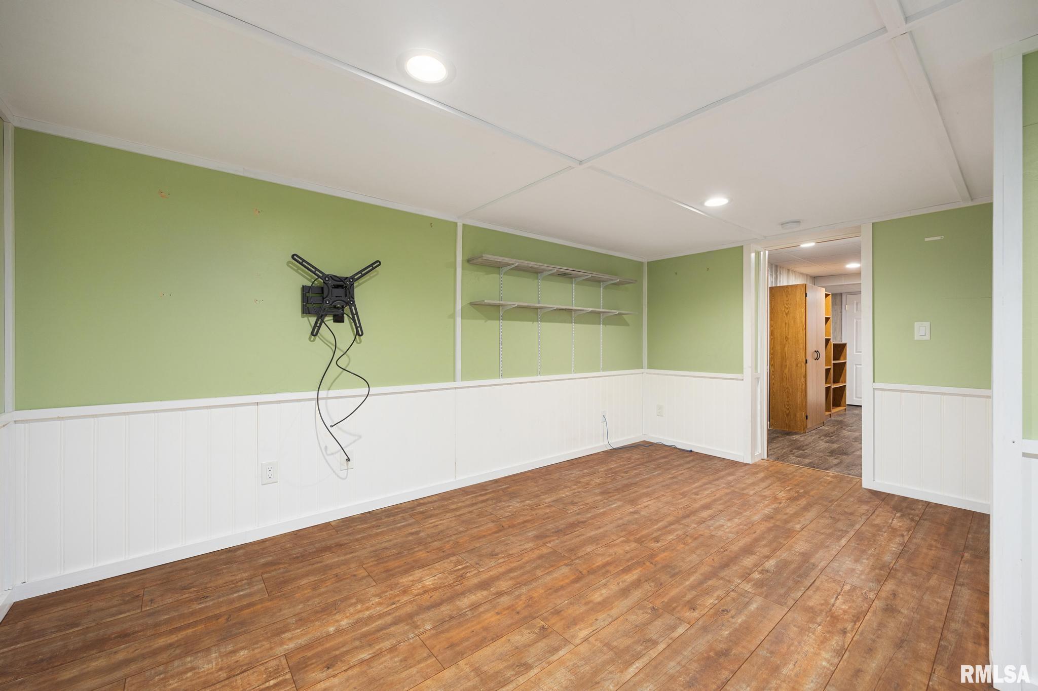 302 Sheridan Road Pekin, IL 61554 - Photo 32 of 44