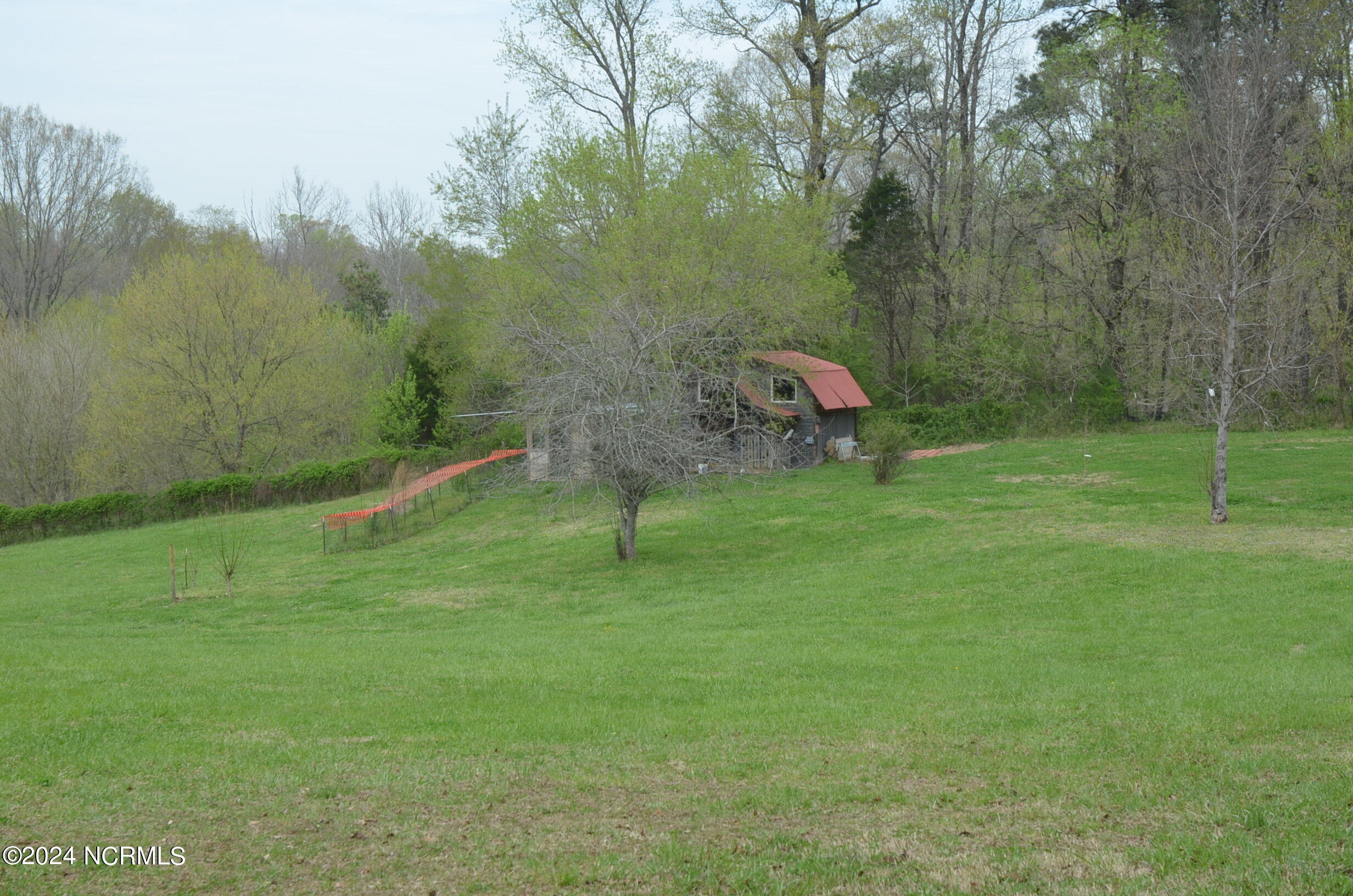 460 Jones Chapel Road Norlina, NC 27563 - Photo 4 of 63 Storage building & chicken coup