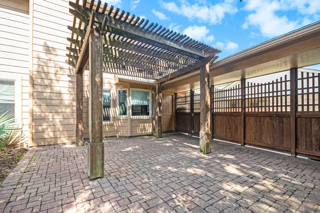 $2,550 | 302 Lochnell Drive, Houston, TX 77062