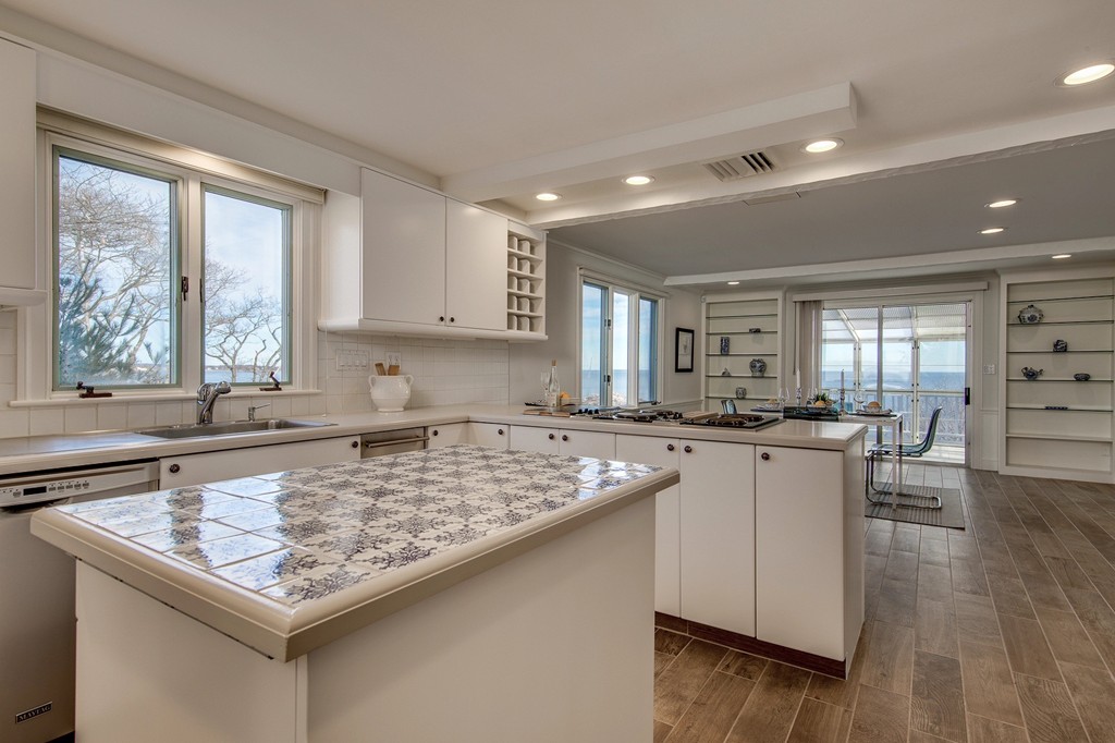 12 Ocean Highlands Gloucester, MA 01930 - Photo 17 of 28