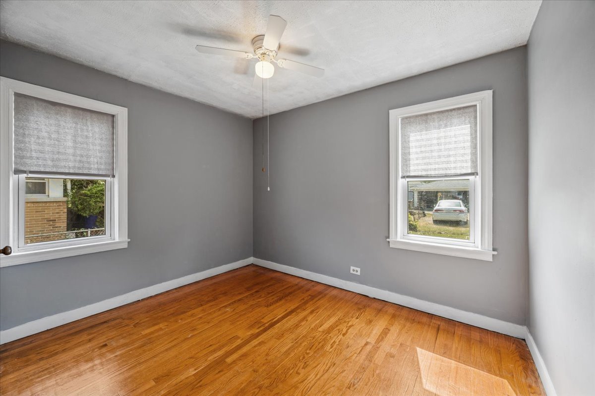 7241 West 62nd Street Summit, IL 60501 - Photo 12 of 22