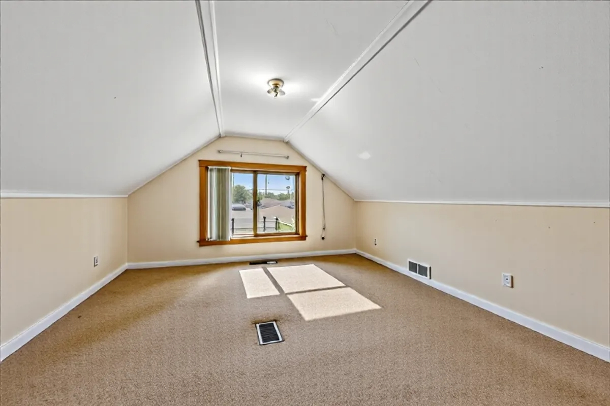 7241 West 62nd Street Summit, IL 60501 - Photo 15 of 22