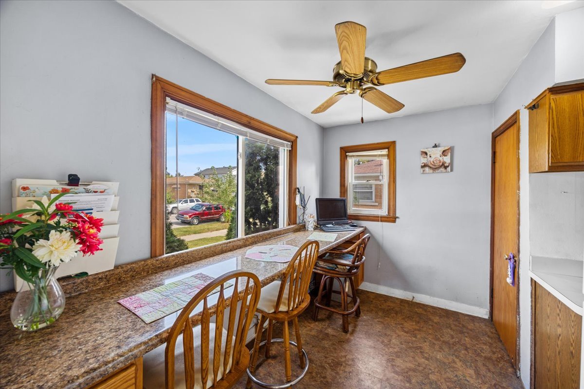 7241 West 62nd Street Summit, IL 60501 - Photo 6 of 22