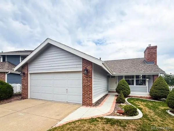 $890,000 | 6 Manzanita, Littleton, CO 80127