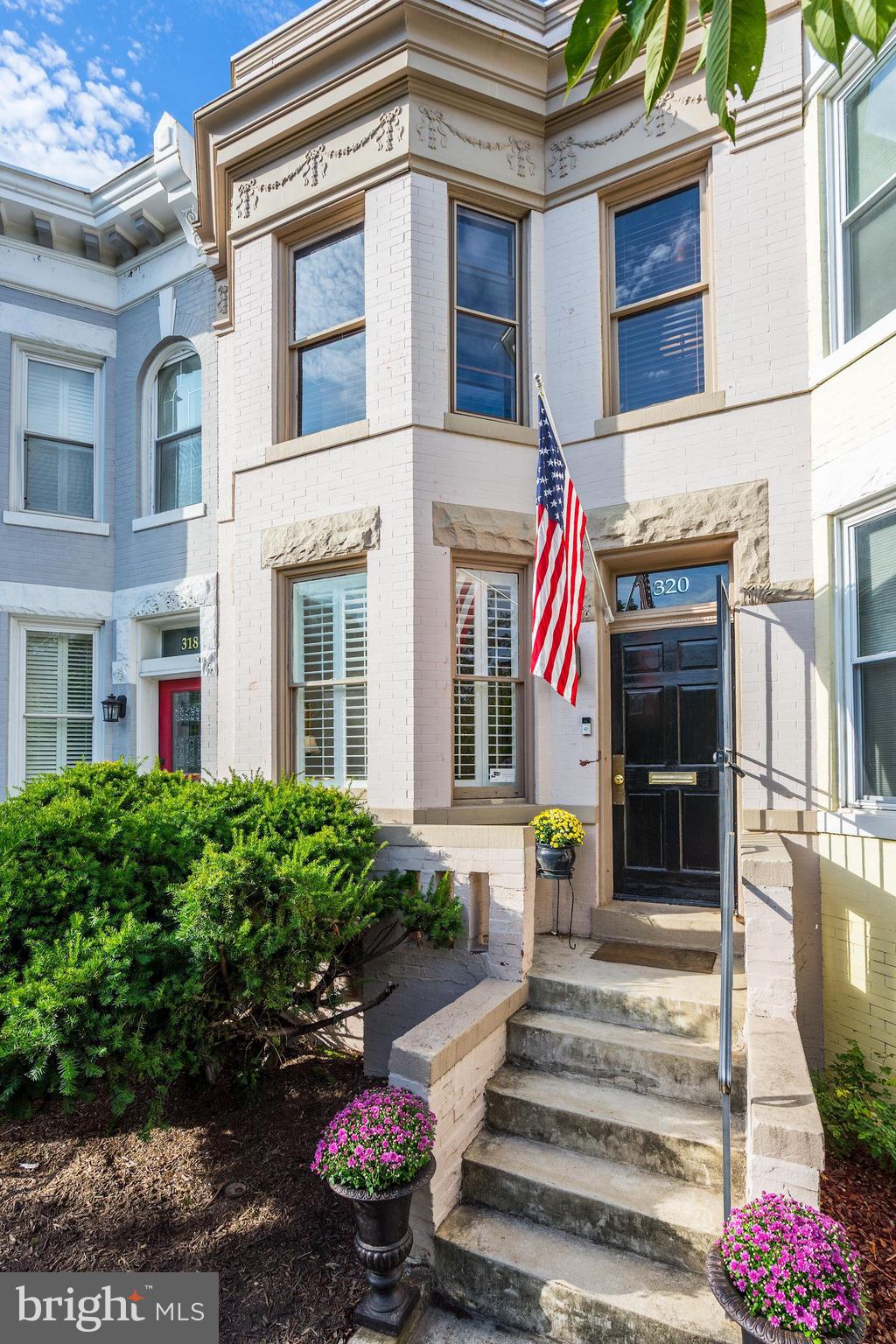 320 G Street Northeast Washington, DC 20002 - Photo 2 of 24