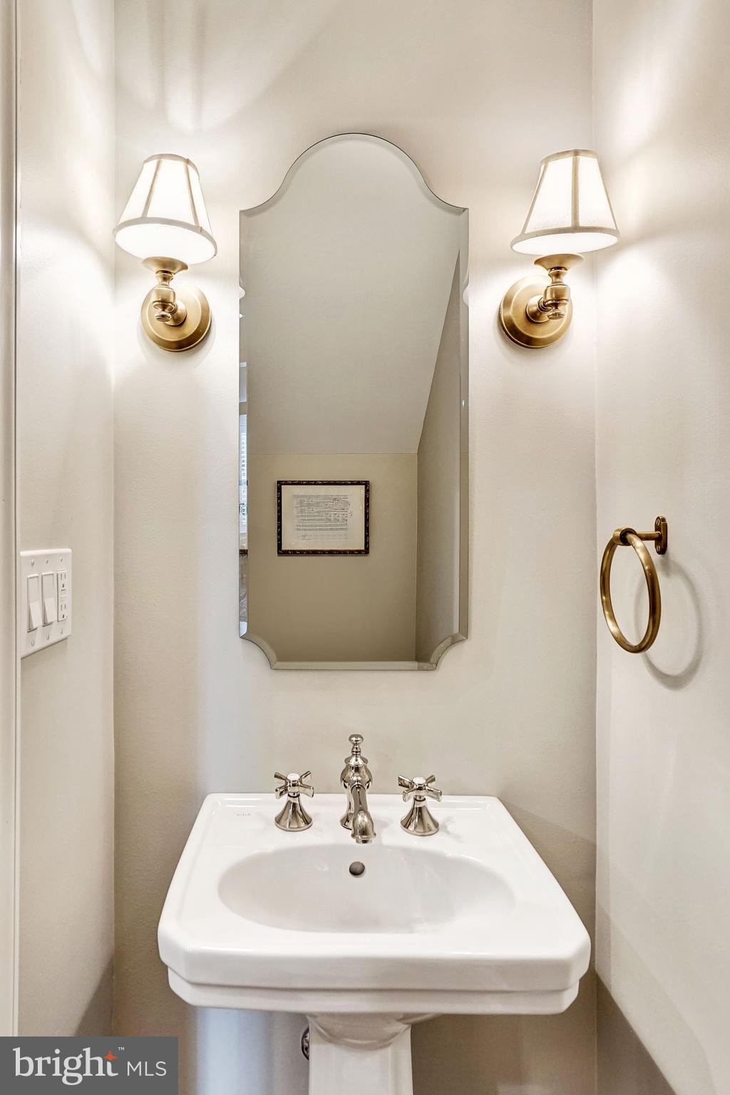 320 G Street Northeast Washington, DC 20002 - Photo 14 of 24