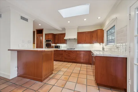 $2,160,000 | 3112 Locke Lane, Houston, TX 77019