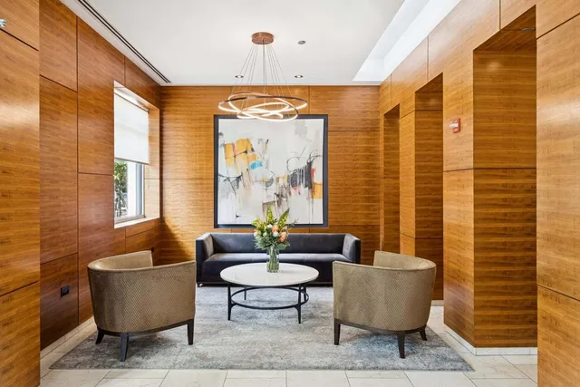 $695,000 | 1629 South Prairie Avenue, Unit 801, Chicago, IL 60616