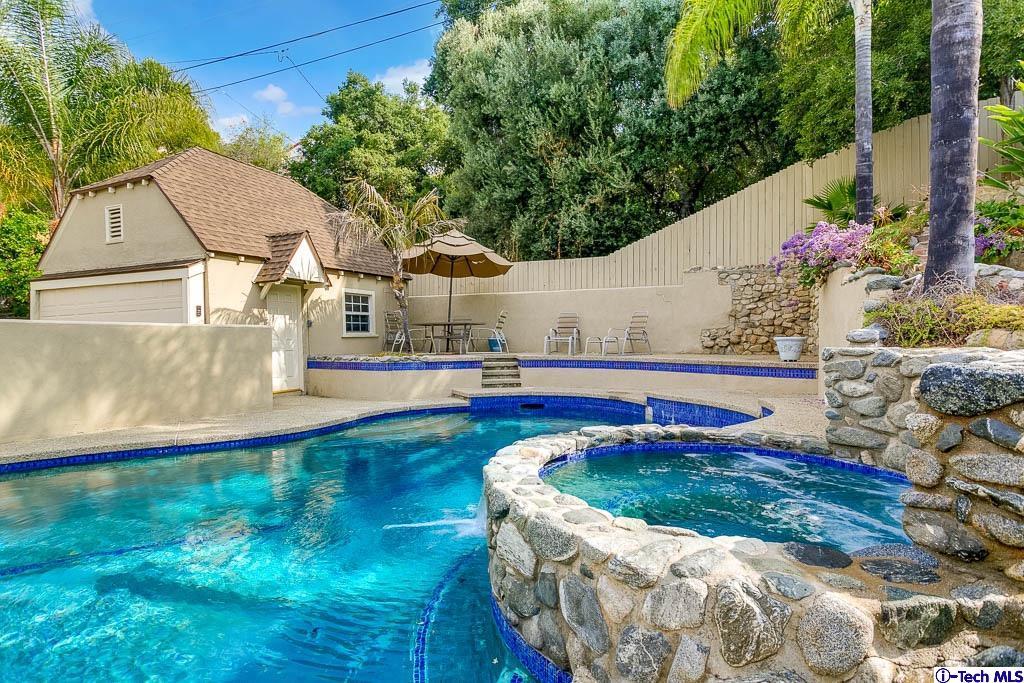 927 Rosemount Road Glendale, CA 91207 - Photo 31 of 36 Gallery Image 31