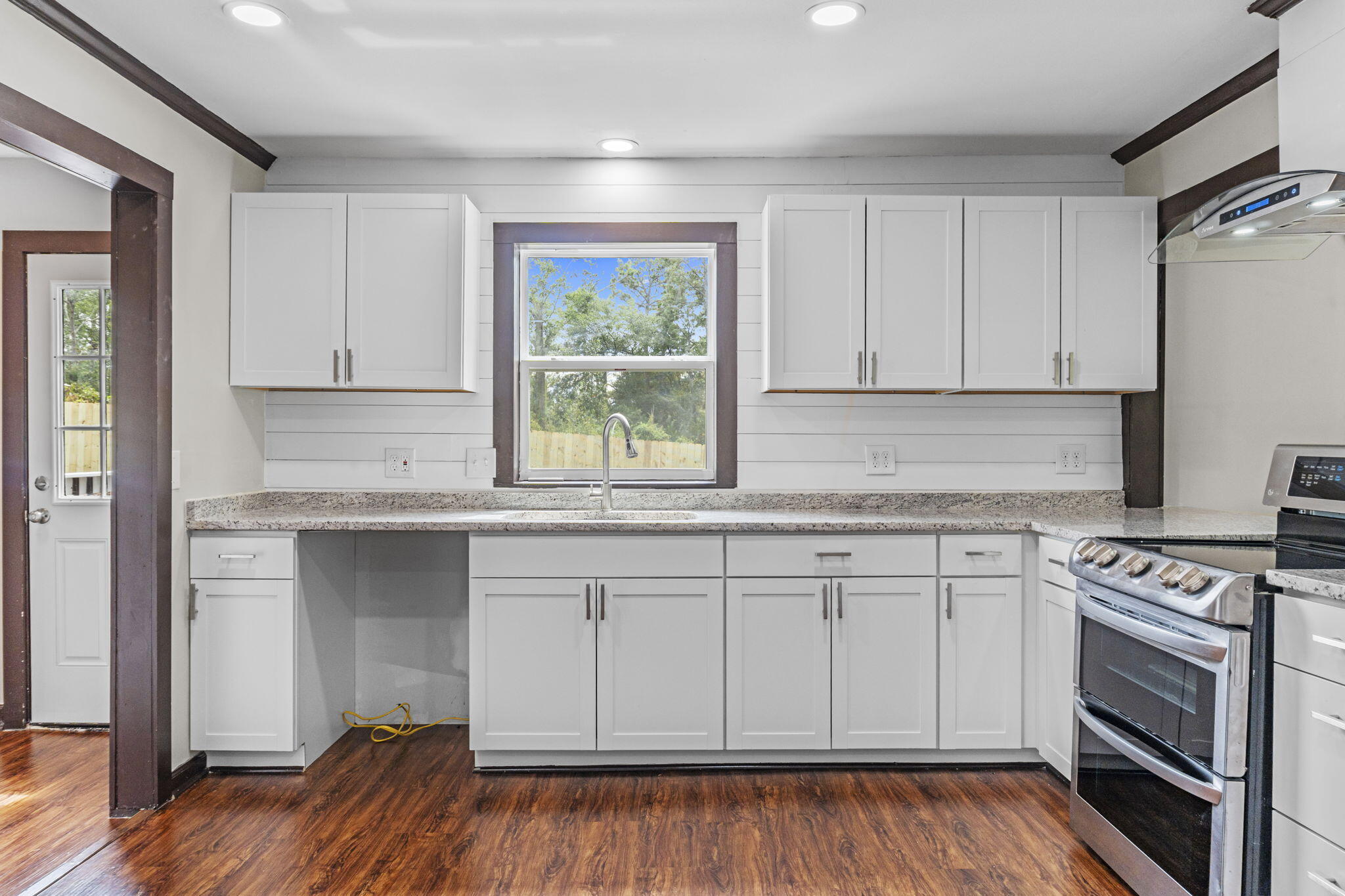 3516 Mt Vernon Drive Augusta, GA 30906 - Photo 9 of 28 9-web-or-mls-DSC09560