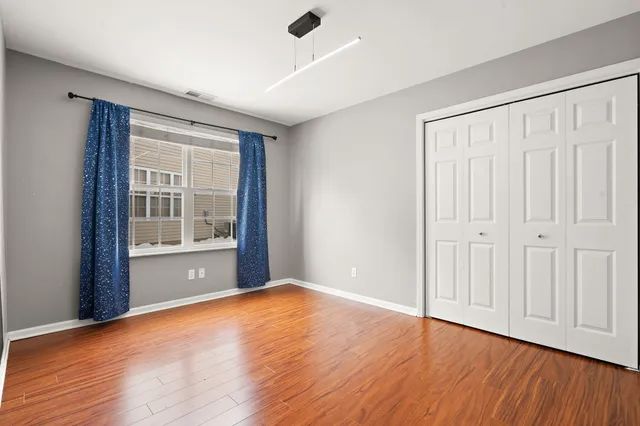 $2,400 | 1614 Golden Oak Drive, Crown Point, IN 46307