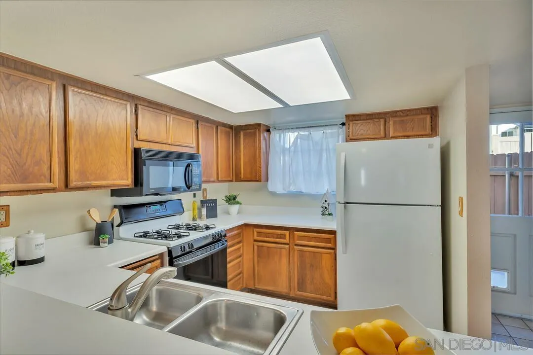 8705 Spring Canyon Drive Spring Valley, CA 91977 - Photo 8 of 51 Gallery Image 8