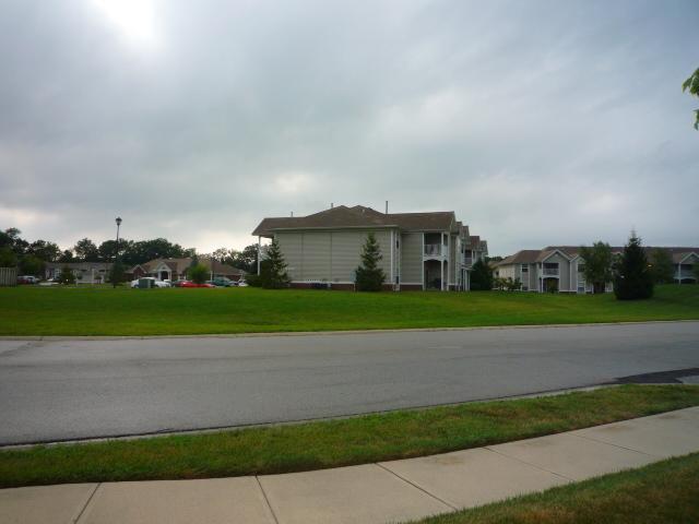 251 Stark Road, Unit 4 Avon, IN 46123 - Photo 3 of 12 Gallery Image 3