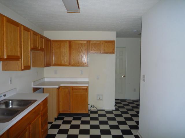 251 Stark Road, Unit 4 Avon, IN 46123 - Photo 5 of 12 Gallery Image 5