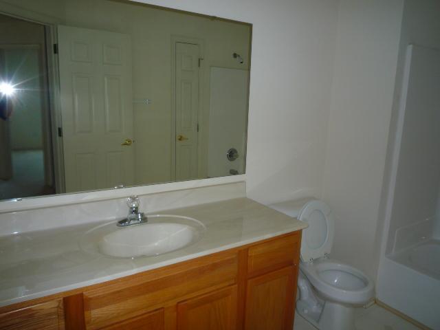 251 Stark Road, Unit 4 Avon, IN 46123 - Photo 8 of 12 Gallery Image 8