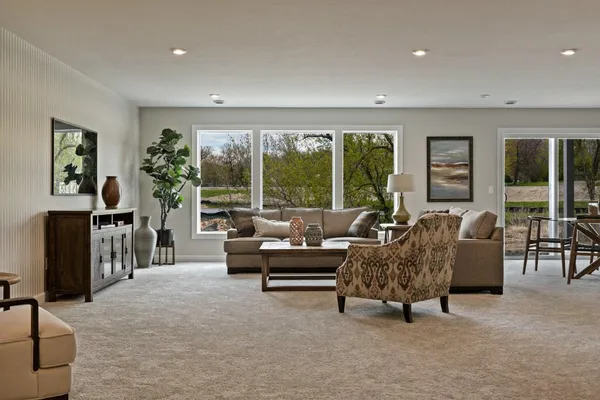 $908,945 | 3660 Knightsbridge Ln Lake North, Lake Elmo, MN 55042