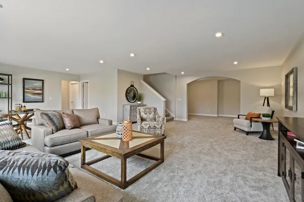 $908,945 | 3660 Knightsbridge Ln Lake North, Lake Elmo, MN 55042