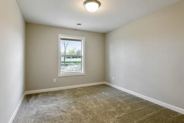 $908,945 | 3660 Knightsbridge Ln Lake North, Lake Elmo, MN 55042