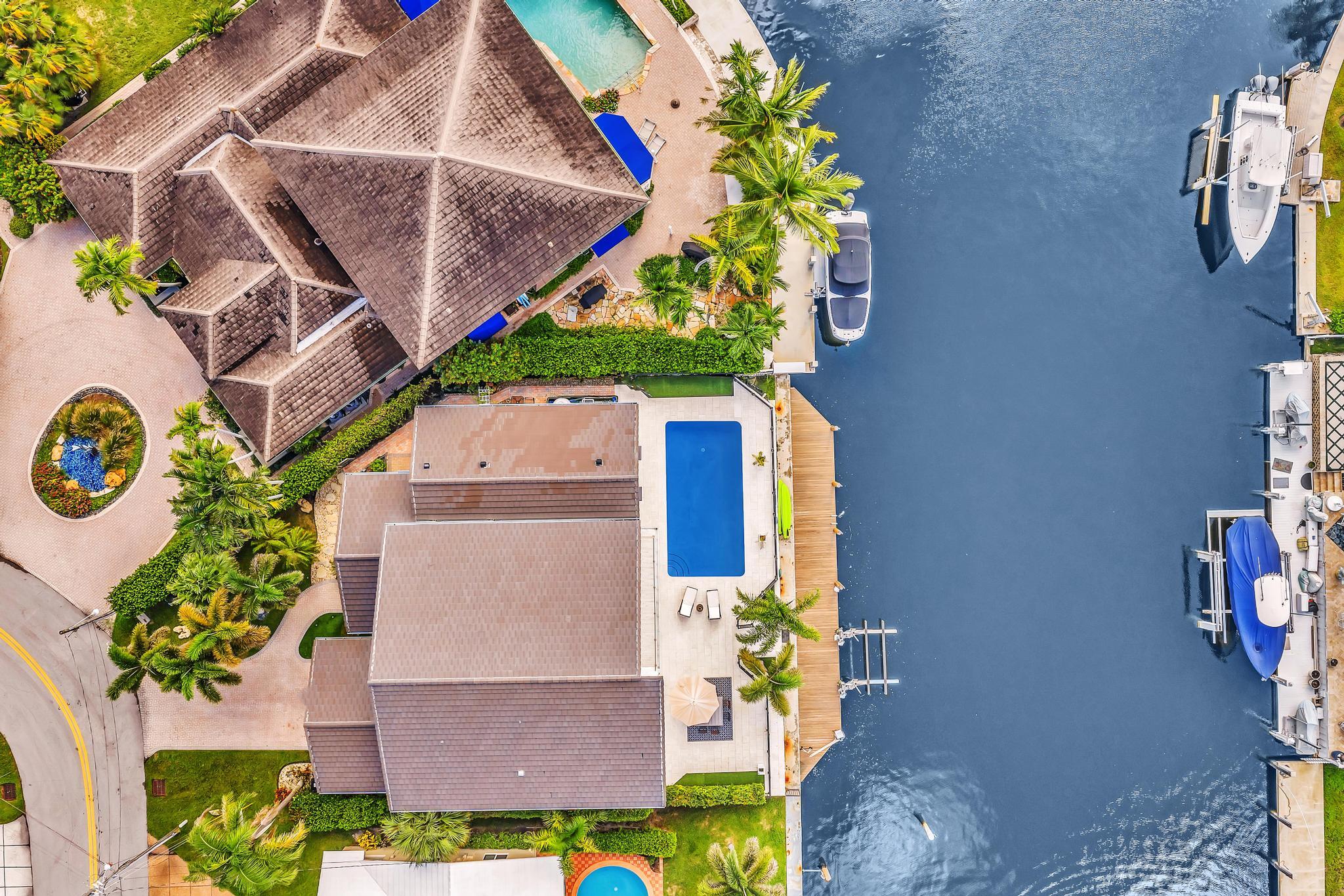 2888 Northeast 33rd Street Lighthouse Point, FL 33064 - Photo 108 of 129 DJI_20250911103937_0036_D