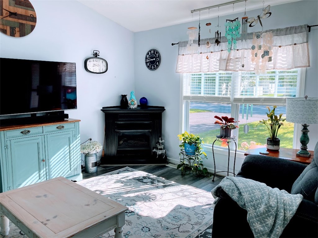 219 Rayfield Circle Webster, NY 14580 - Photo 11 of 36