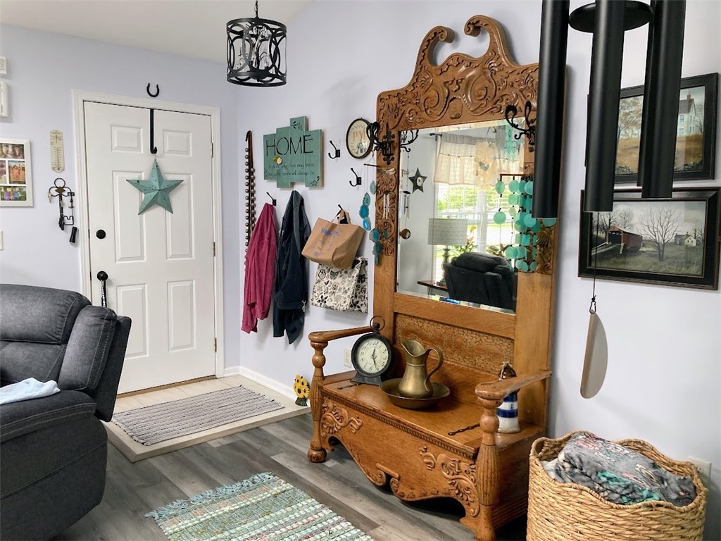 219 Rayfield Circle Webster, NY 14580 - Photo 6 of 36