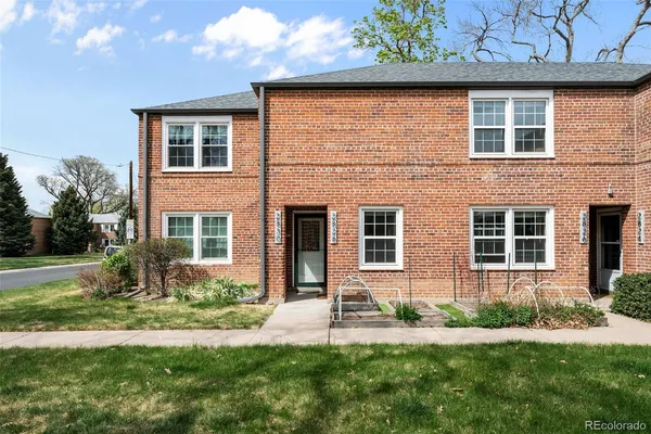 $310,000 | 2828 Jasmine Street, Denver, CO 80207