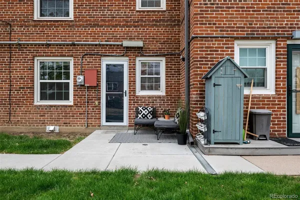 $310,000 | 2828 Jasmine Street, Denver, CO 80207