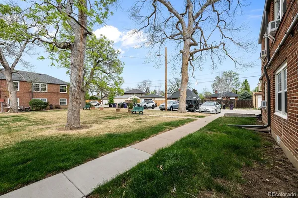 $310,000 | 2828 Jasmine Street, Denver, CO 80207