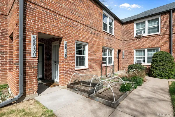 $310,000 | 2828 Jasmine Street, Denver, CO 80207