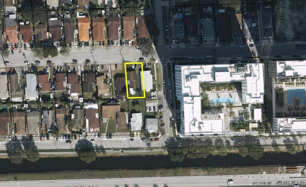 11016 Southwest 7th Street Miami, FL 33174 - Photo 4 of 21