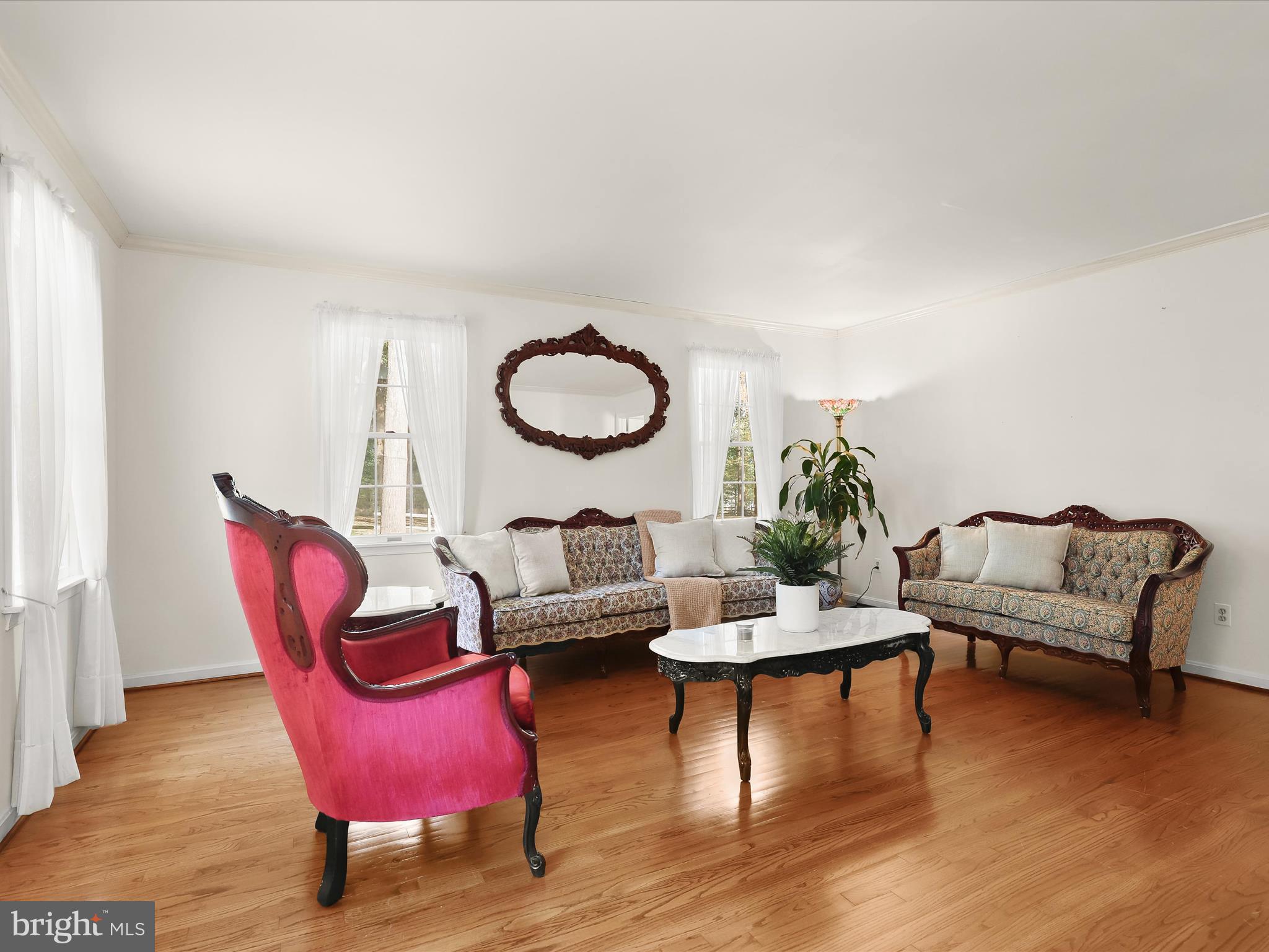 13719 Killarney Court Phoenix, MD 21131 - Photo 11 of 81 a living room with furniture and wooden floor