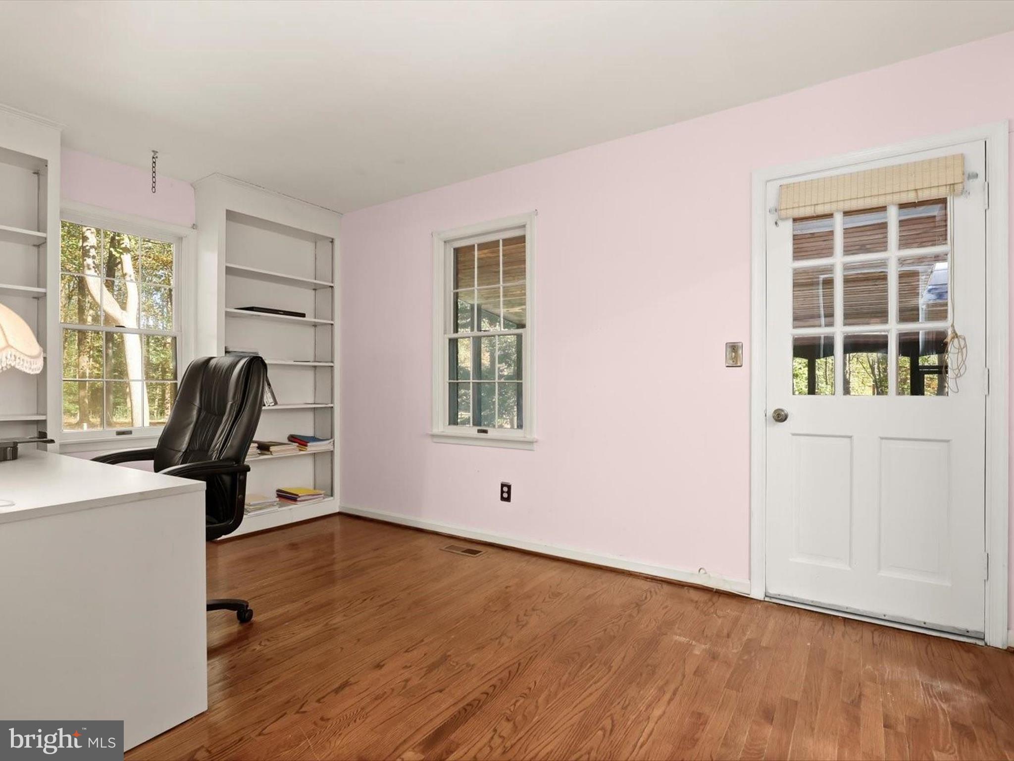 13719 Killarney Court Phoenix, MD 21131 - Photo 17 of 81 Office - Hardwood Floors - Access to Screened Deck