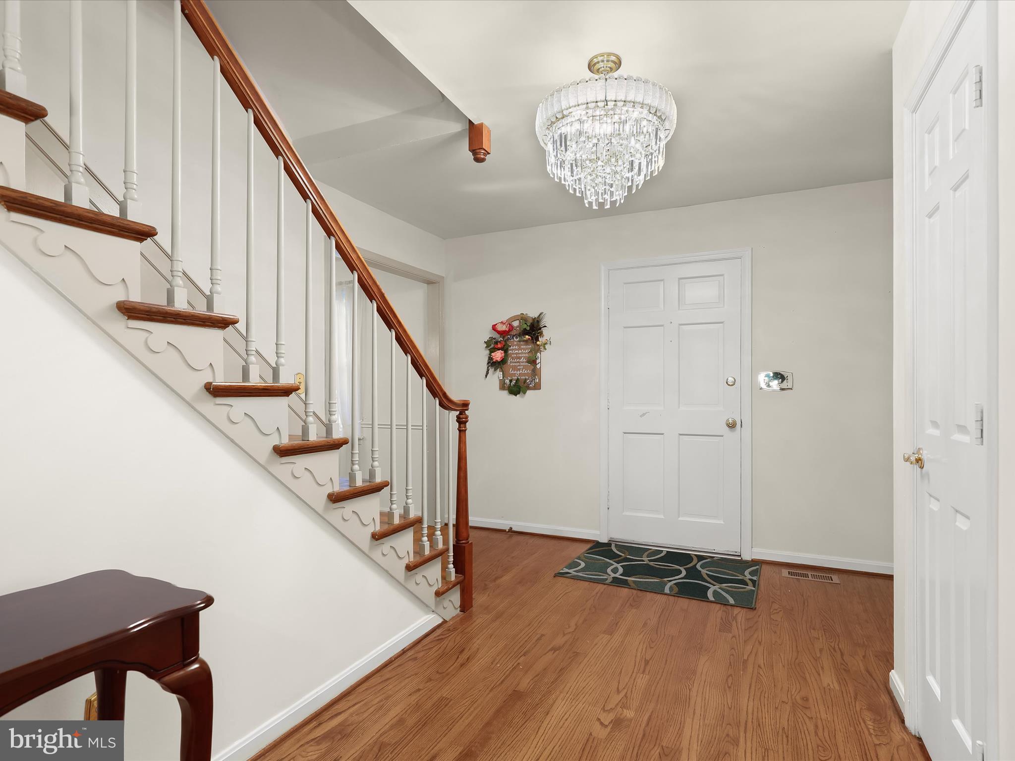 13719 Killarney Court Phoenix, MD 21131 - Photo 9 of 81 Foyer - Hardwood Floors