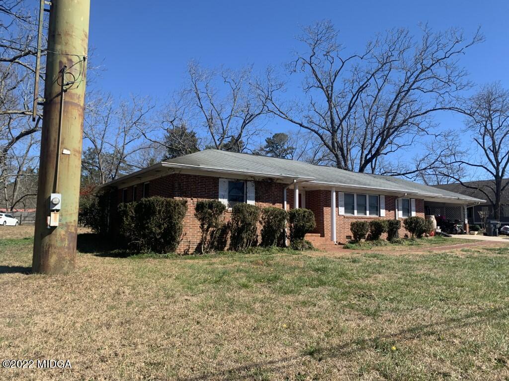 287 North Frontage Road Forsyth, GA 31029 - Photo 3 of 15 IMG_8965
