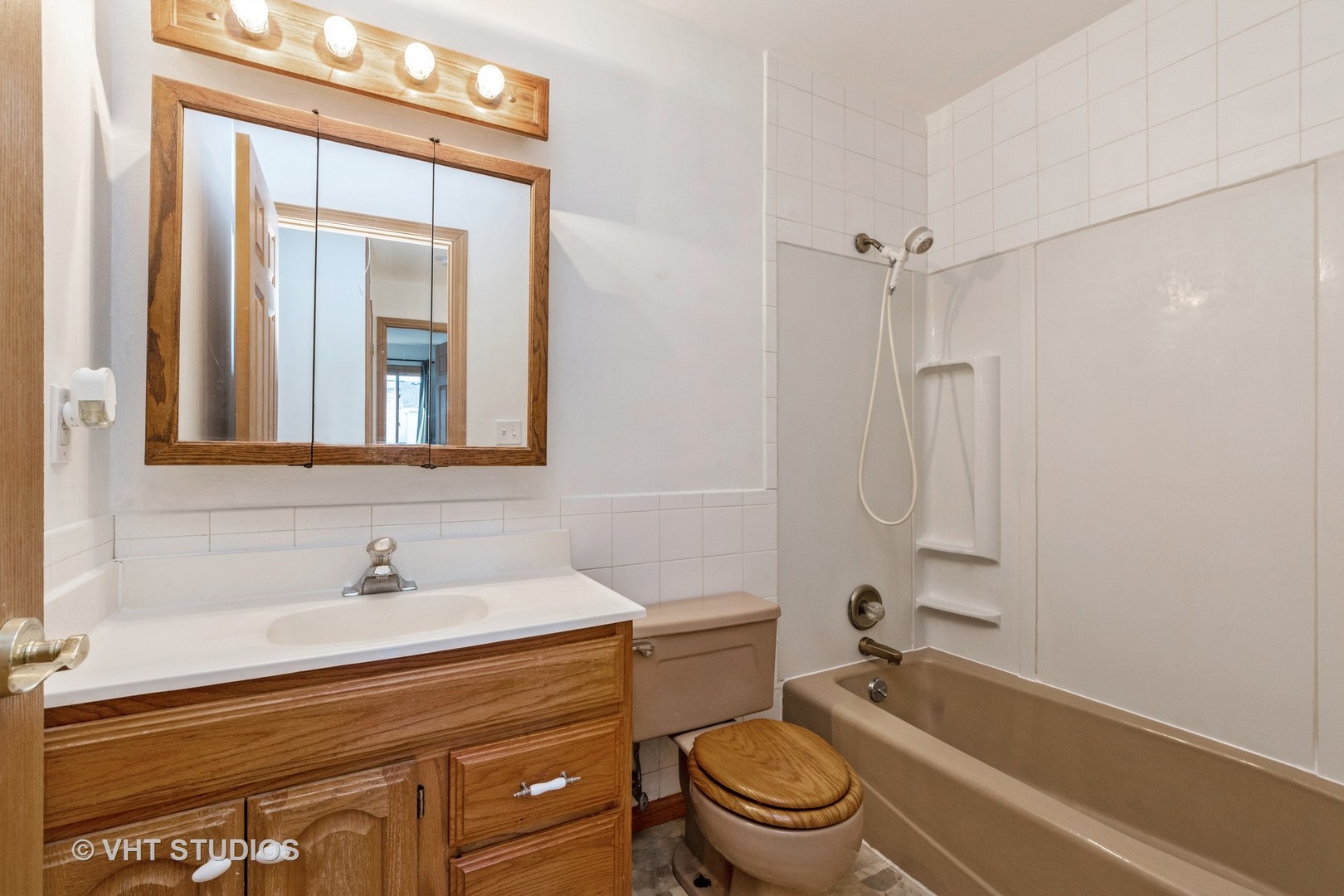 609 Northgate Road New Lenox, IL 60451 - Photo 8 of 10 Gallery Image 8